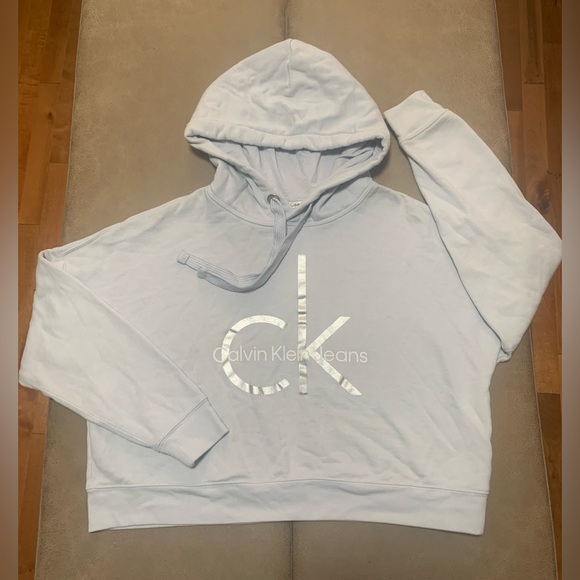Calvin Klein Jeans Tops - Calvin Klein Womens Cloud Silver Monogram Crop Hooded Pullover NWOT Medium